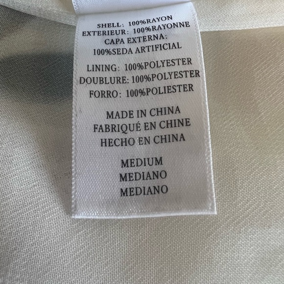 Rails Grapefruit Flutter Sleeve Wrap Dress Sz. M - Picture 5 of 5